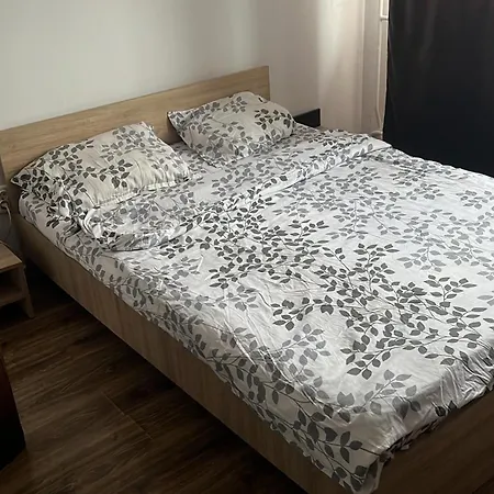 Apartament 1 Rom